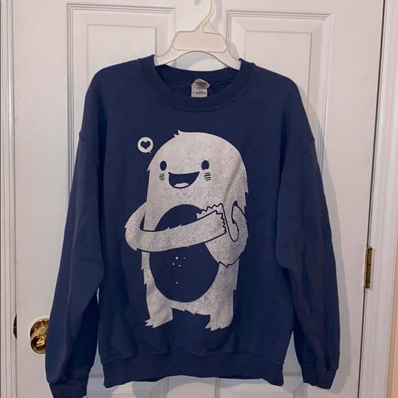 Cute Yeti Crewneck - Picture 1 of 2